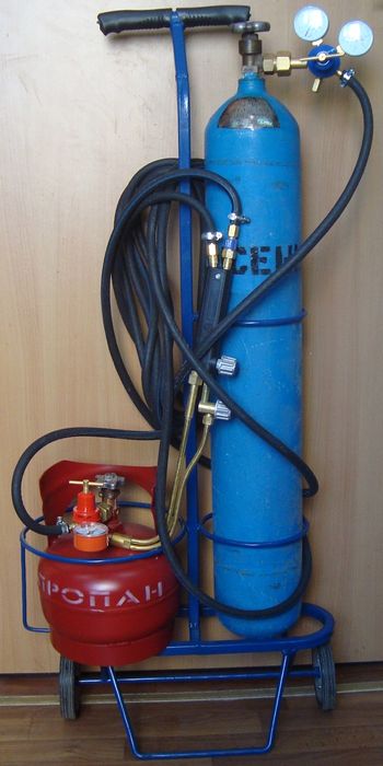 Резак мини  в комплекте пропаново-кислородный. Под заказ.