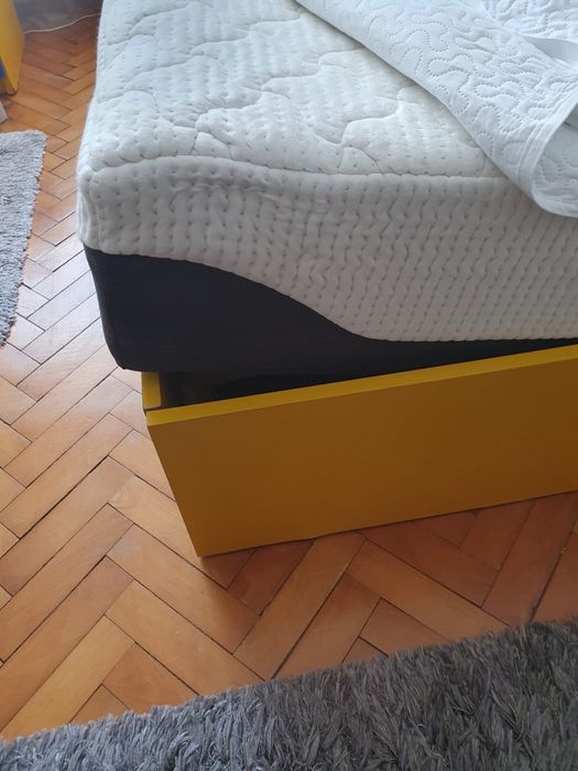 Vand mobilier de camera pentru copii ,tot ce se vede in poza