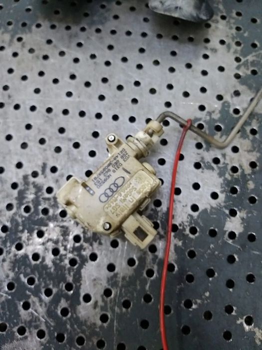 Actuator rezervor audi a4 b6 8e 8e0862153