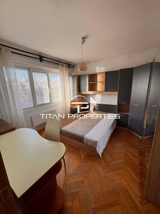 Тристаен апартамент, под наем, кв. Базар Левски