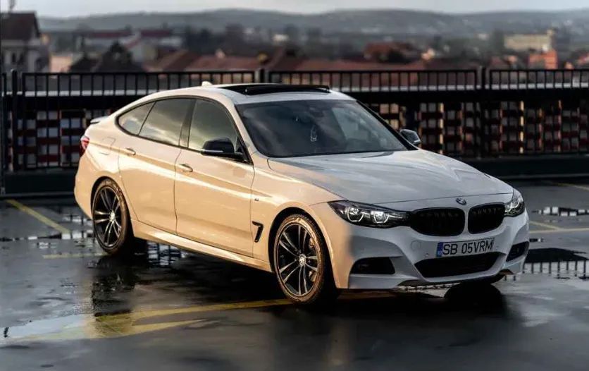 BMW Seria 3 BMW 330d GT Aut