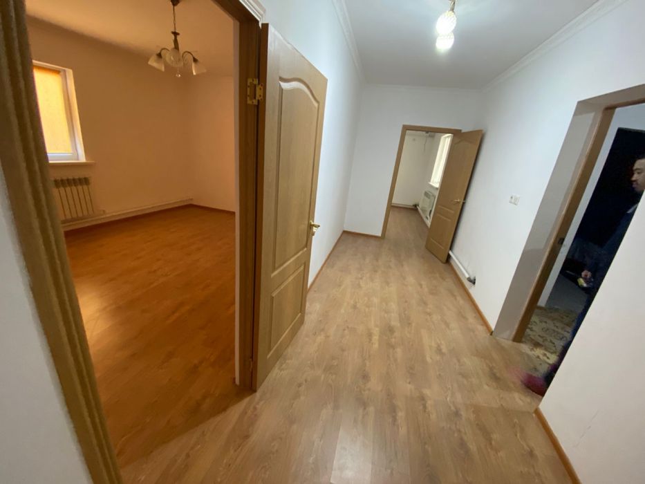 Двери и ламинаты