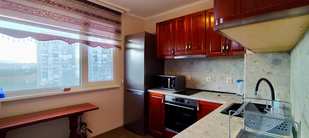 Продава се Двустаен апартамент в София, Разсадника - 69 кв.м за 2551 €/кв.м - Снимка #1