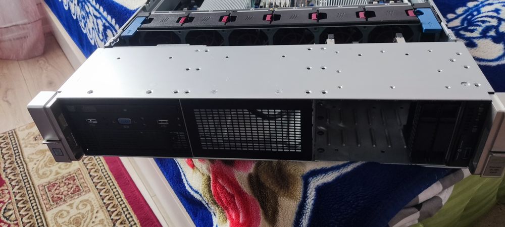HP ProLiant DL380 Gen9 REFUB U2