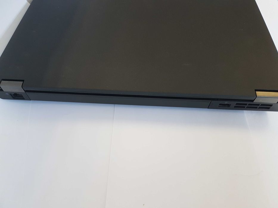 LenovoThinkPad T440P  i5 de la 350 Lei, incomplet, componente