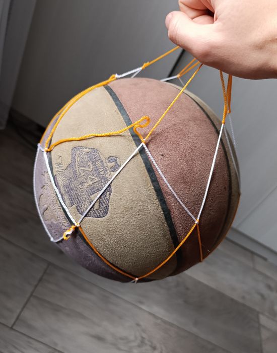 Баскетбольный мяч