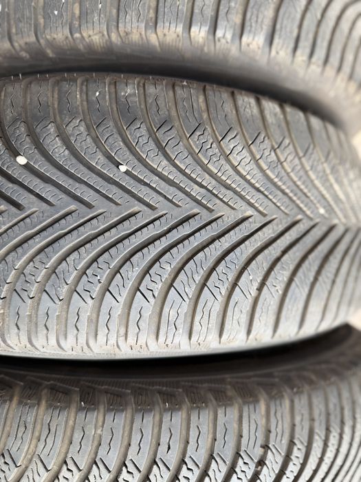 4 Anvelope Iarnă Michelin Alpin A5 – 215/55 R17 94V – DOT 2023