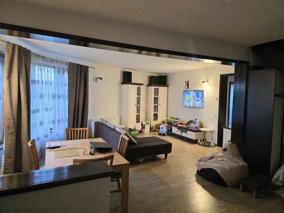 PF inchiriez apart. 4 camere