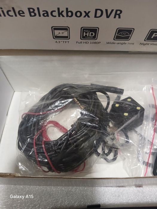 Срочно продаю видео регистор для авто.