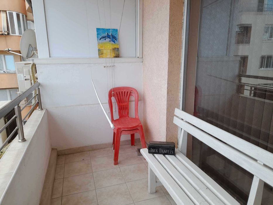 Дава се под наем Двустаен апартамент в Варна, Цветен квартал - 50 кв.м за 408 € - Снимка #9