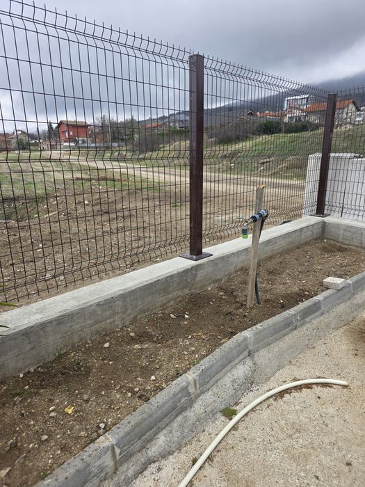 Цялостно изграждане на огради