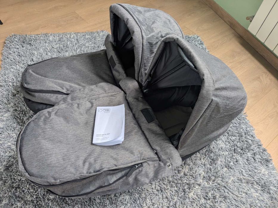 Mountain Buggy Duet Luxury Twin Pushchair With 2 Carrycots