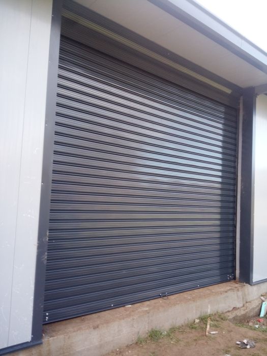 Монтаж на врати ролетни ,термо,секционни промишлени и задвижване .