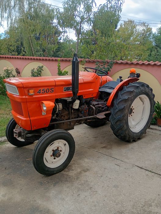 Tractor fiat 450 v viticol