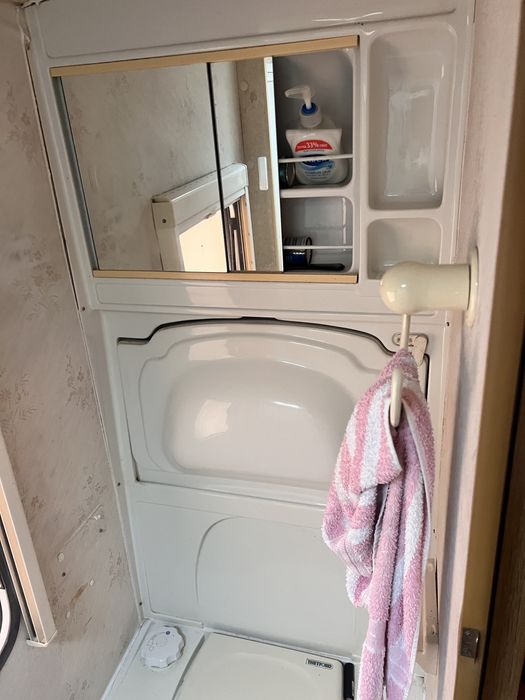 Vand rulota mare axa dubla adusa recent