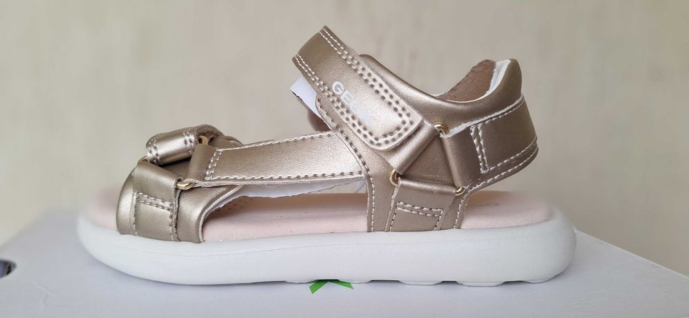 Нови сандали на Geox и Camper - н. 30