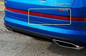 Правый катафот от RS бампера Skoda Kodiaq