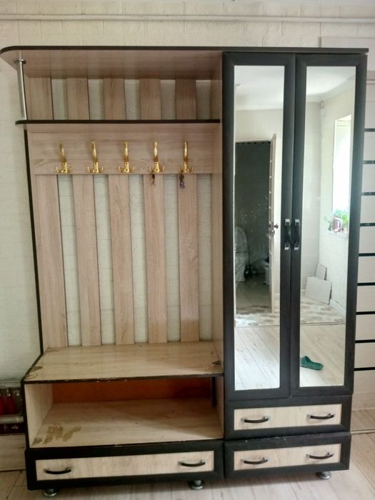 Продажа прихожка , для коридора