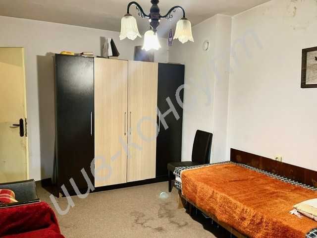 Тухлена гарсониера, център гр. В. Търново