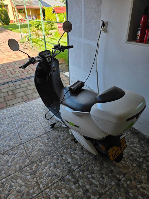 scuter electric autonomie 50 km