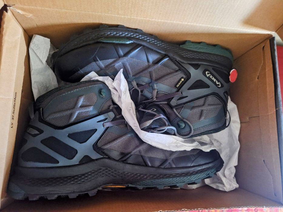 Ботинки AКU Италия 44-45р