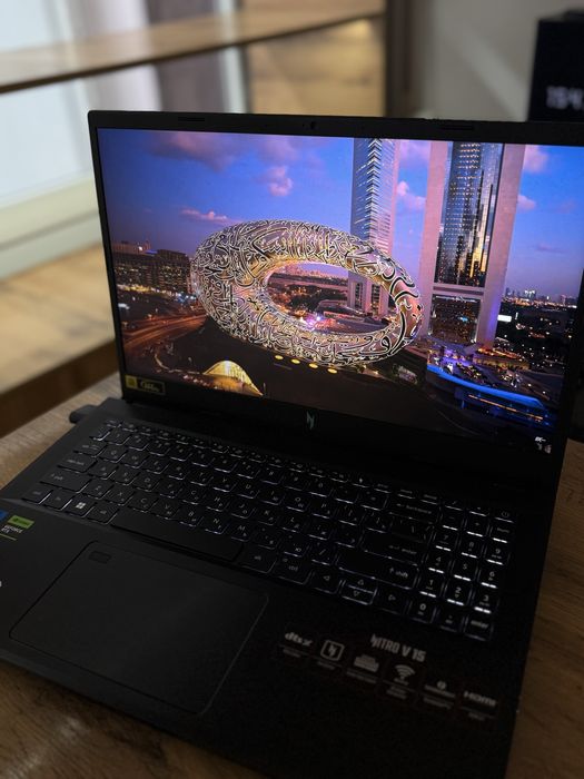 Ноутбук Acer.