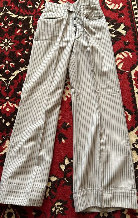 Брюки            .