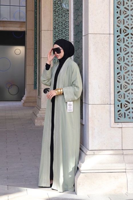 Дубай Абая с шарфом Дубай оригинал легкие