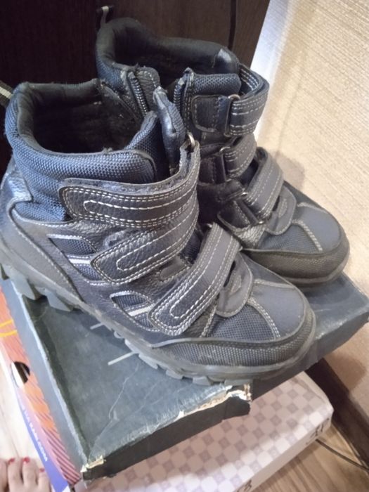 Продам обувь на мальчика