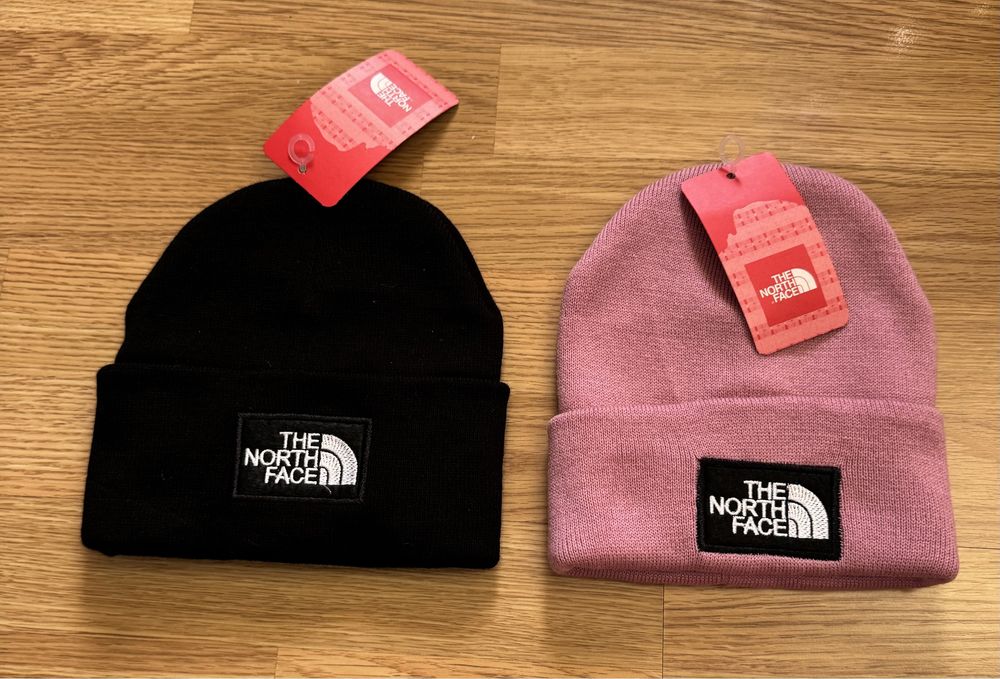 Set The North Face caciula pentru el si ea