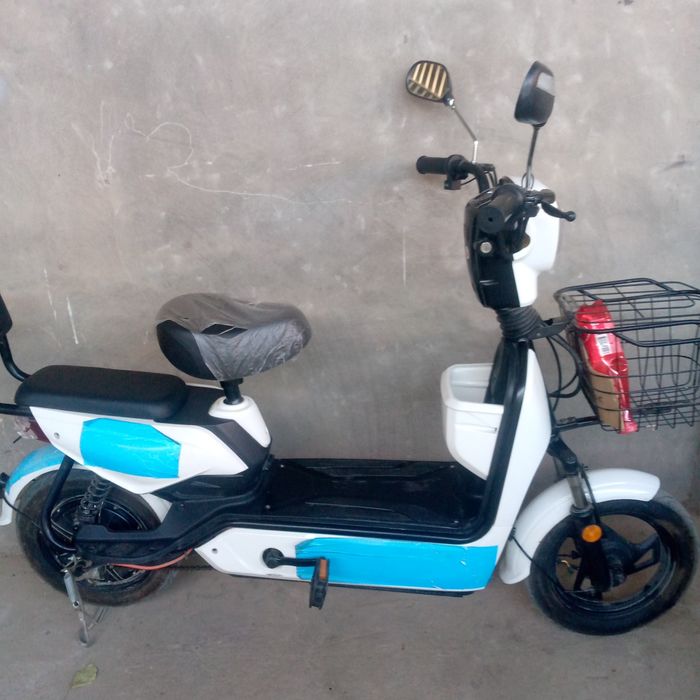 Ассалом алайкум скутер срочна сотилади