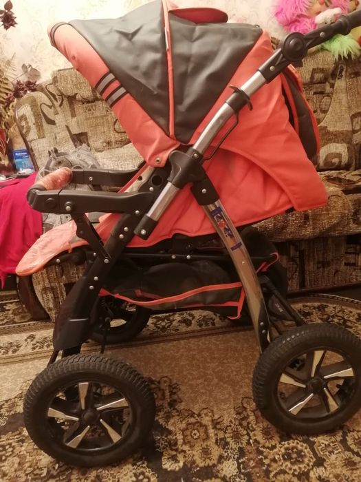 Продаю коляску трансформер