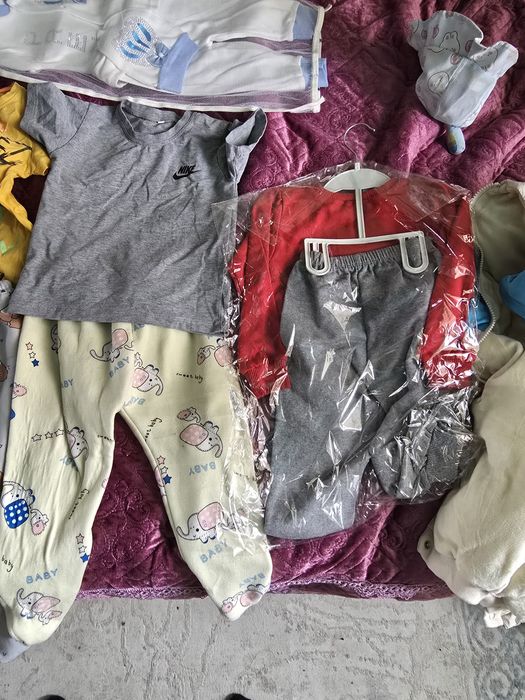 Отдам детские вещи даром