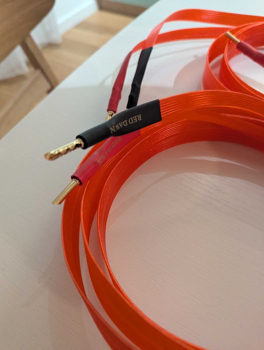 Cabluri boxe flat silver 250cm China