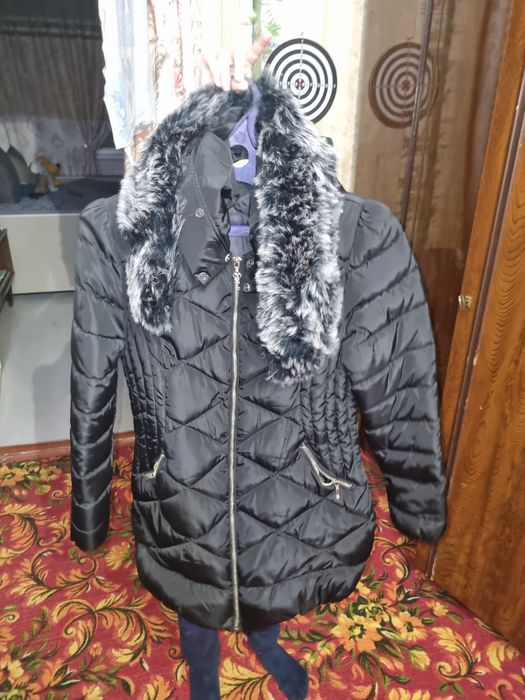 Куртка практически новая