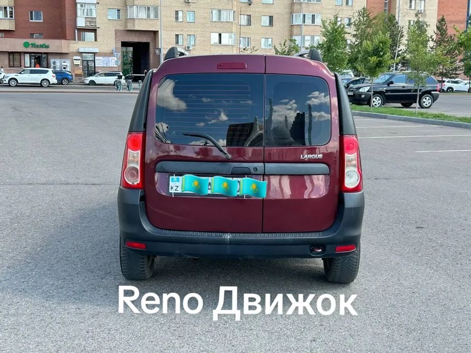 Lada Largus 2014