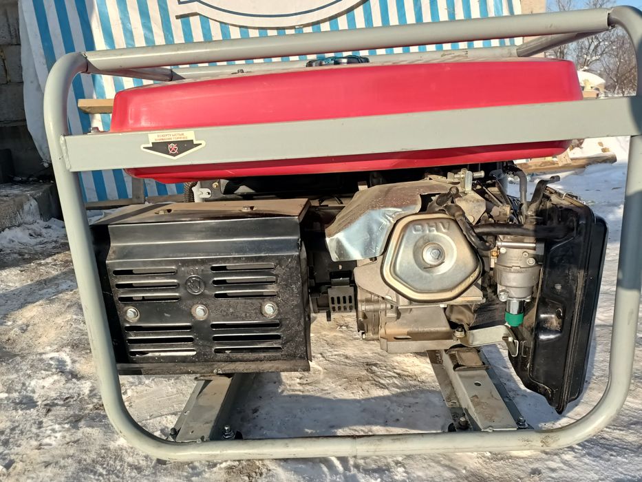 Бензиновые генератор (ЭКСПЕРТ)продам,