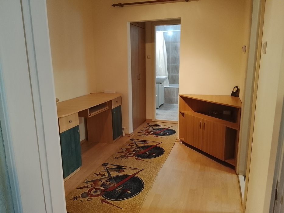 Inchiriez apartament 2 camere