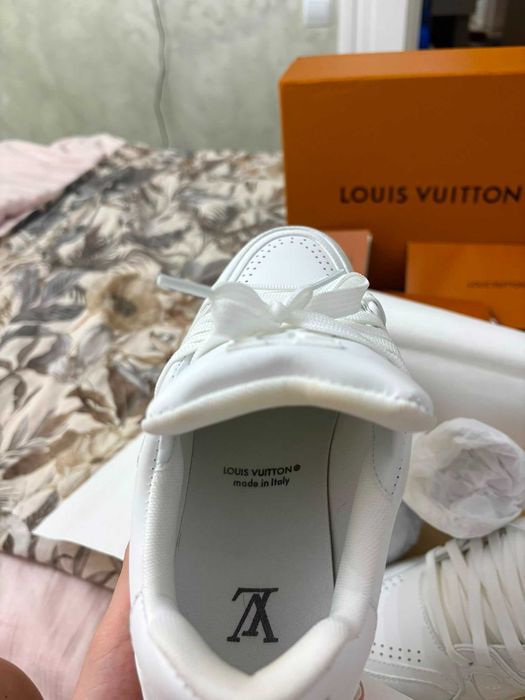 Aididasi  LOUIS VITTON piele naturala
