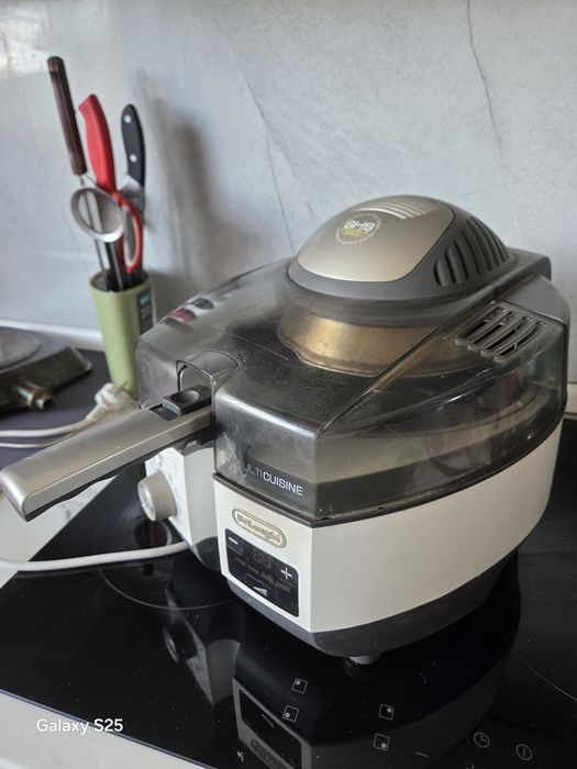 Продам мультиварку Delonghi