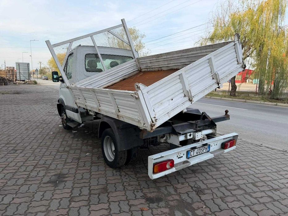 Renault Mascott 35C11 Basculabil pe trei părți