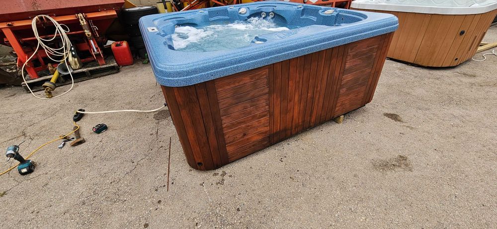 Джакузита внос Англия