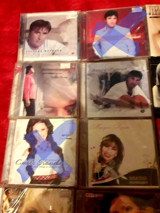 касети и комкт дискове оригинални с целуфаните лизензирани