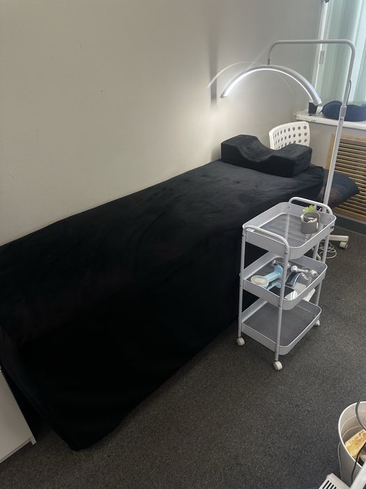 Продам кушетку в комплекте