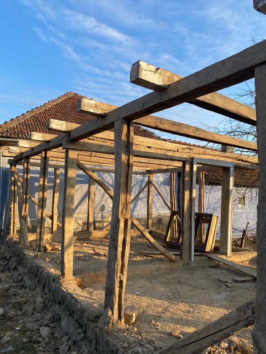 Vând lemn de stejar