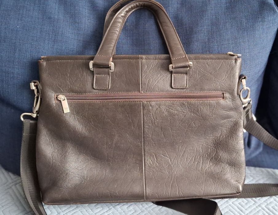 Продам сумку мужскую а4