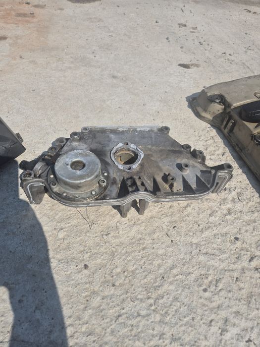 Запчасть на мерседес 140