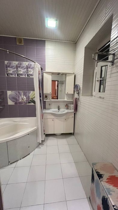 Продается дом 5 комнат, ориентир: IT Park, 6,7 соток 350м²