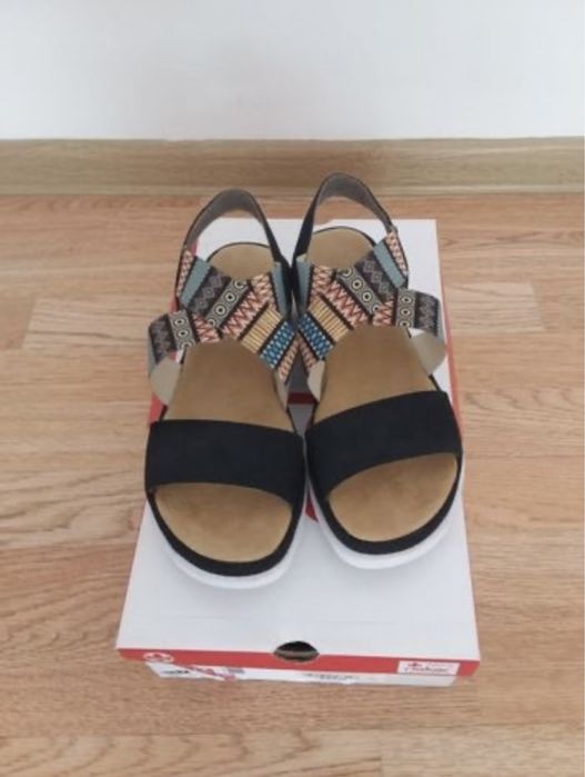 НОВЫЕ босоножки 36 р