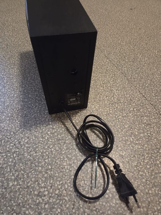 Subwoofer Logitech S 200